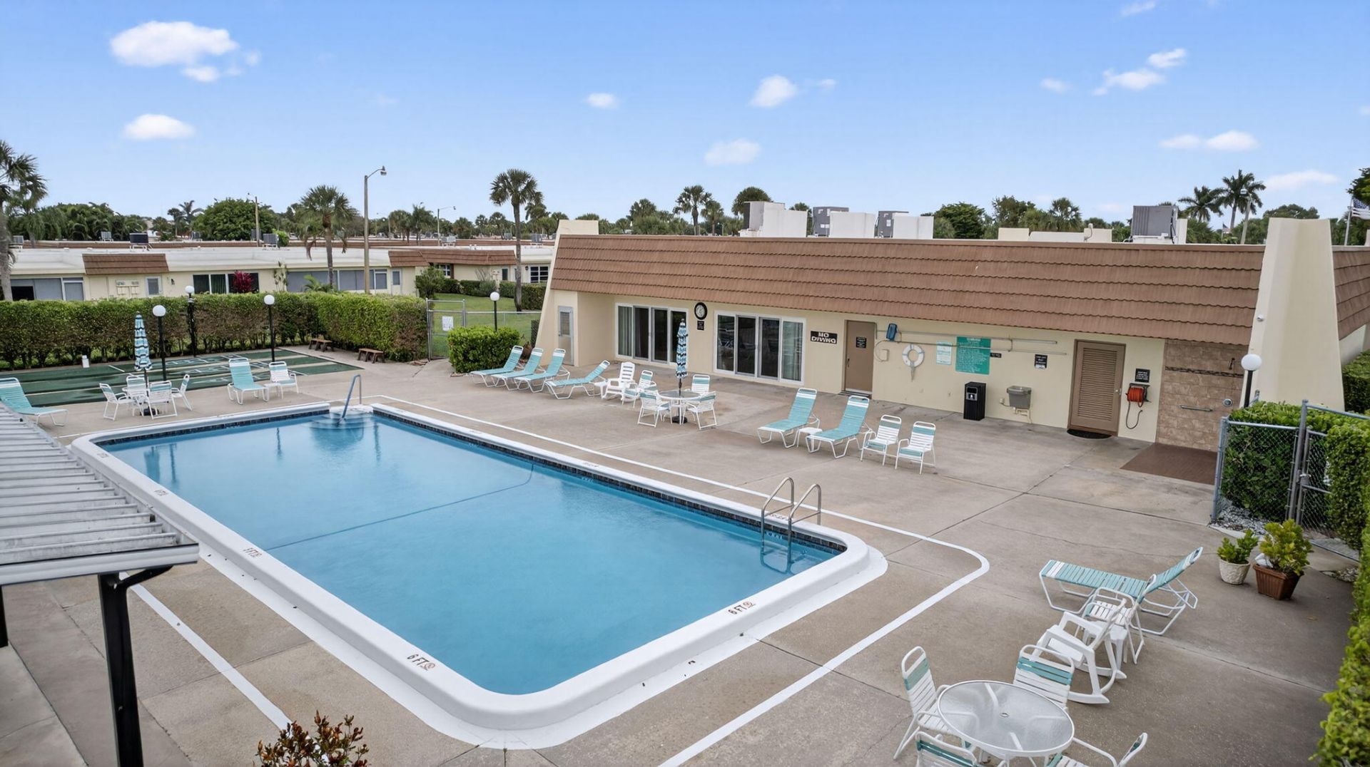 5780 Fernley Drive W, Unit 109, West Palm Beach, FL 33415 Photo