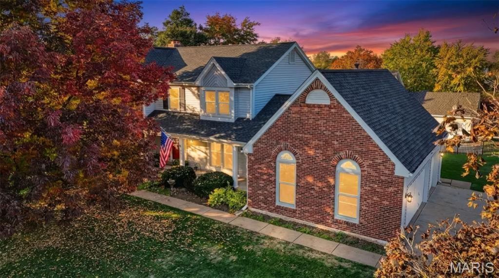 10 Wagonspring Court , Saint Charles, MO 63303 Main Photo