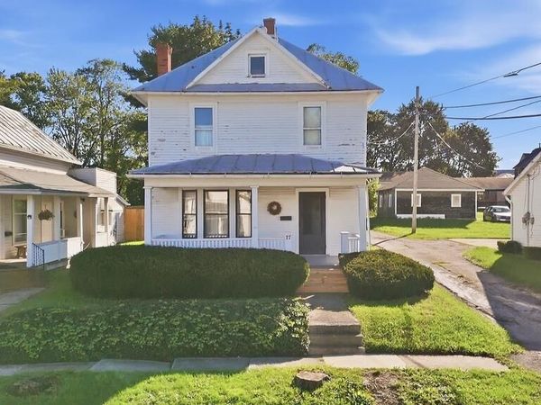 17 3rd St, Shelby, OH 44875
