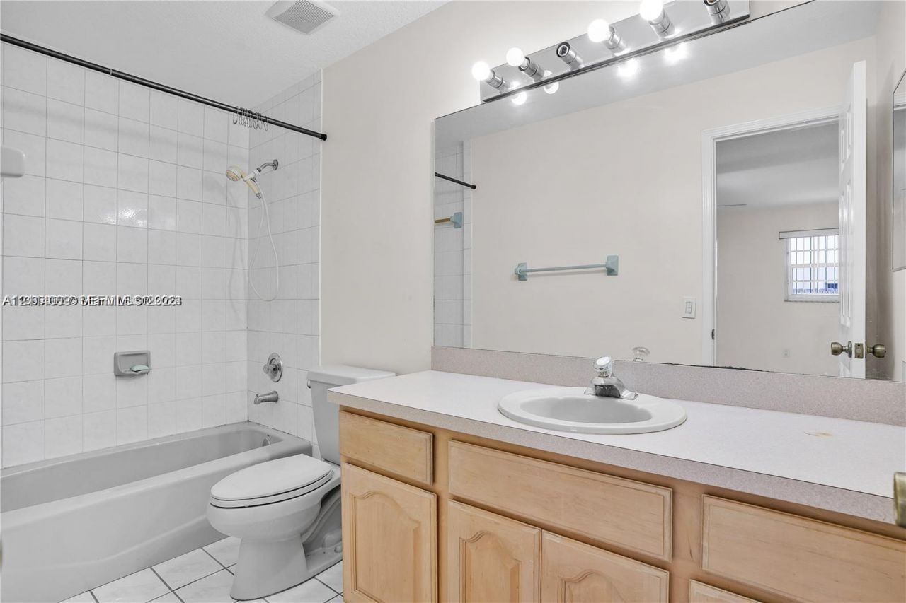 17220 SW 93rd Ave , Palmetto Bay, FL 33157 Photo