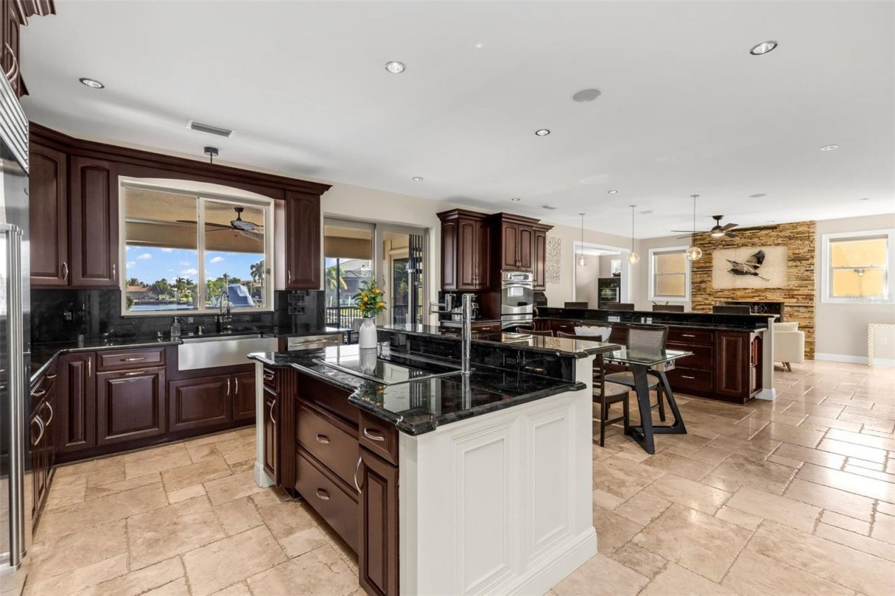 44 Colony Point Drive, Punta Gorda, FL 33950 Photo