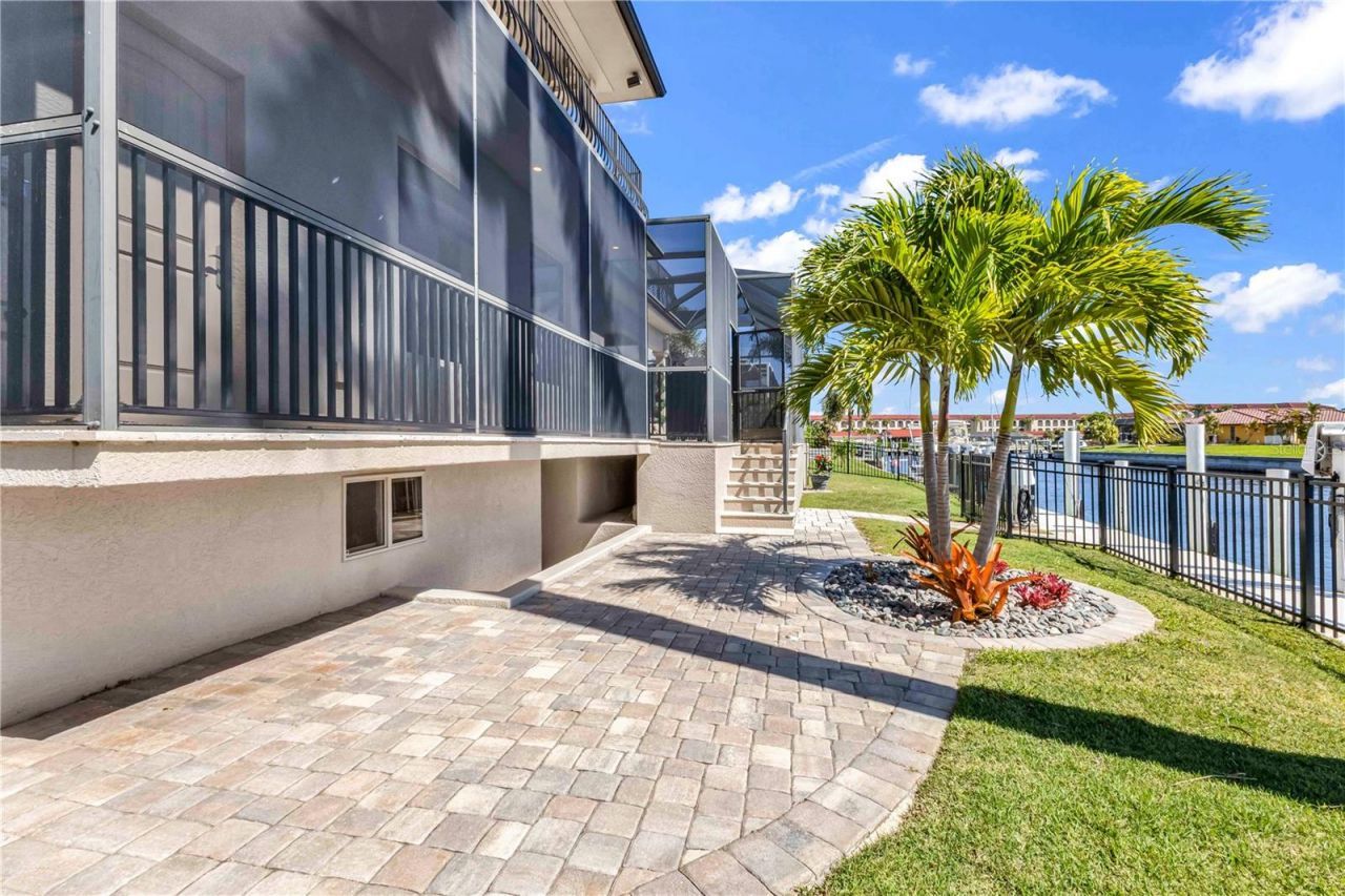 44 Colony Point Drive, Punta Gorda, FL 33950 Photo