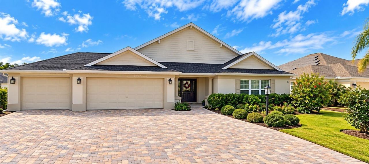 3273 Delk Drive , The Villages, FL 32163 Main Photo