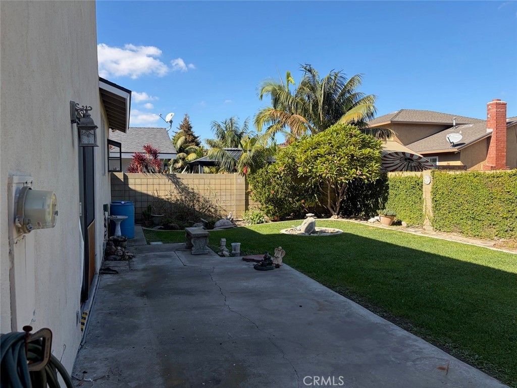 6859 Tahiti, Cypress, CA 90630 Main Photo