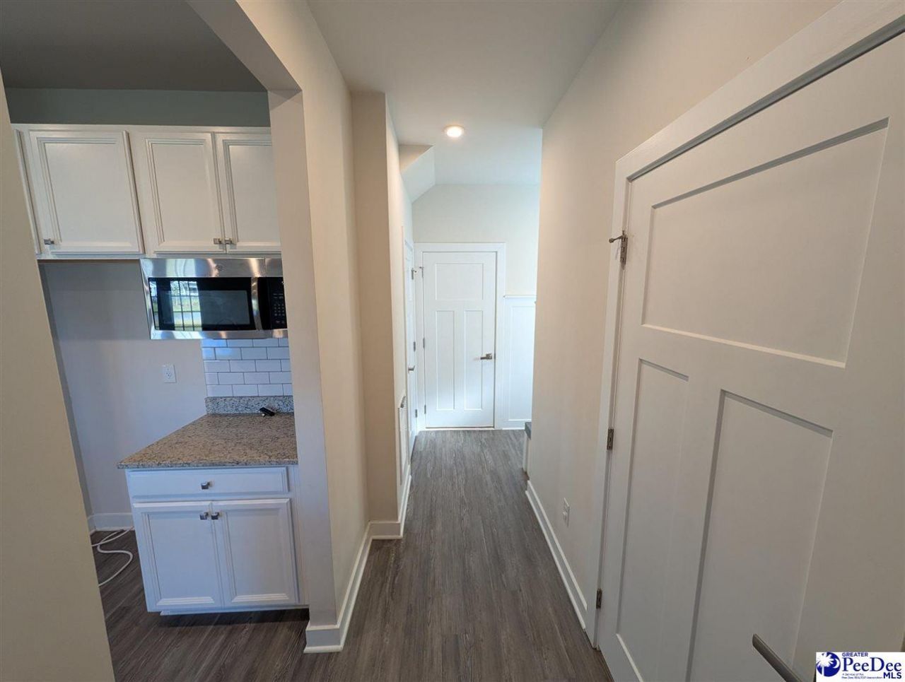 113 Corvus St Photo 12