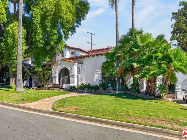 1530 Valley View Road, Glendale, CA 91202