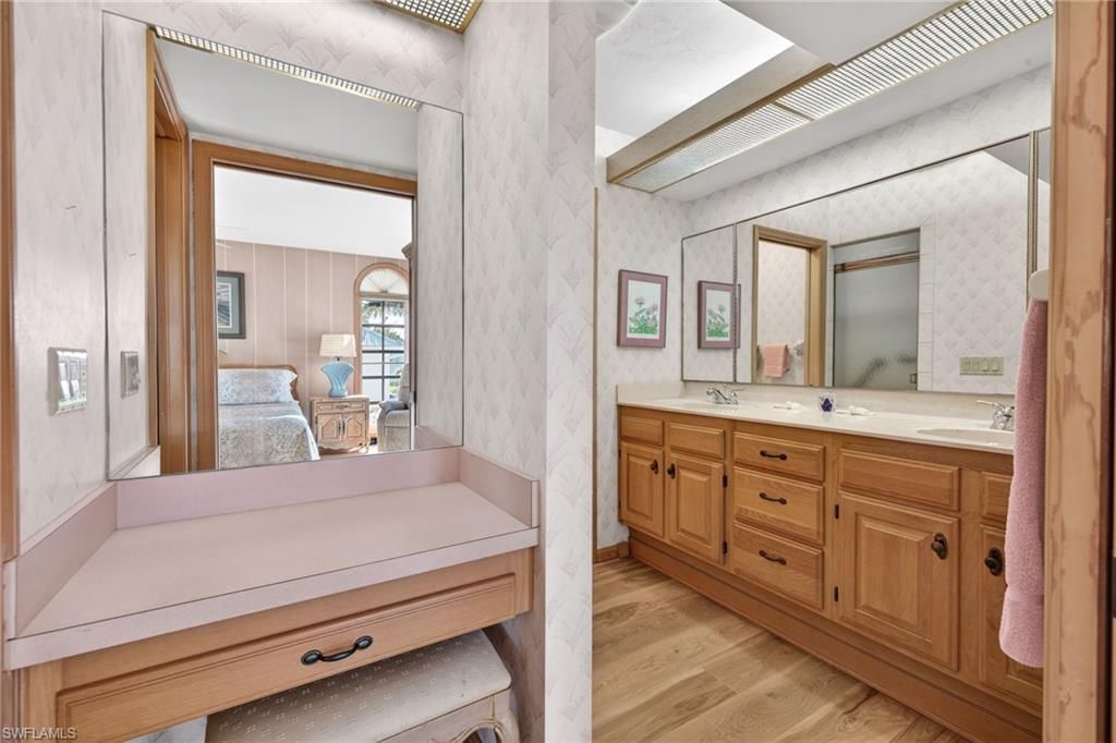 1422 Sanderling Cir , Sanibel, FL 33957 Photo