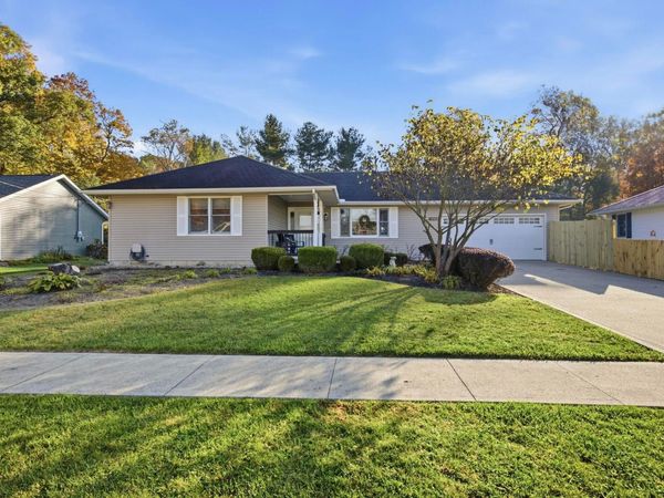 2282 Carper Street, Lancaster, OH 43130