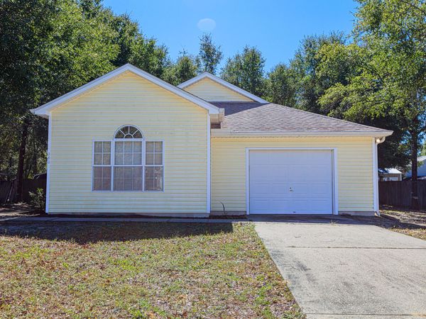 280 Timber Wind Drive, DeFuniak Springs, FL 32433