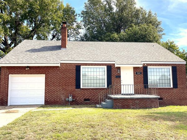 707 S PITTSBURG Avenue, Tulsa, OK 74112