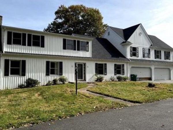 18 MOUNT AIRY DRIVE , WILMINGTON, DE 19807