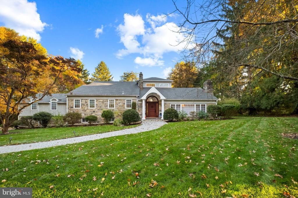 14 SMEDLEY DRIVE , NEWTOWN SQUARE, PA 19073