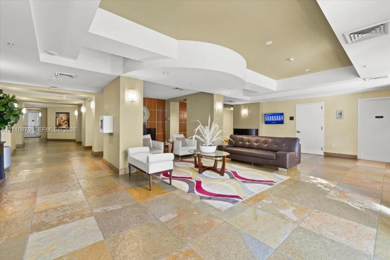 1755 E Hallandale Beach Blvd , Unit MEZ5E, Hallandale Beach, FL 33009 Photo