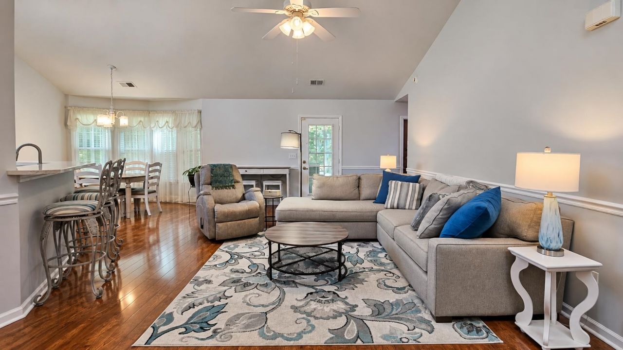 6471 Royal Pine Dr. Photo 11