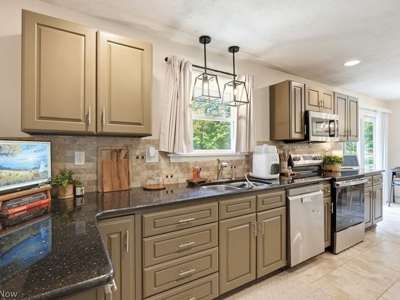 6350 Aster Drive , Independence, OH 44131 Photo 28