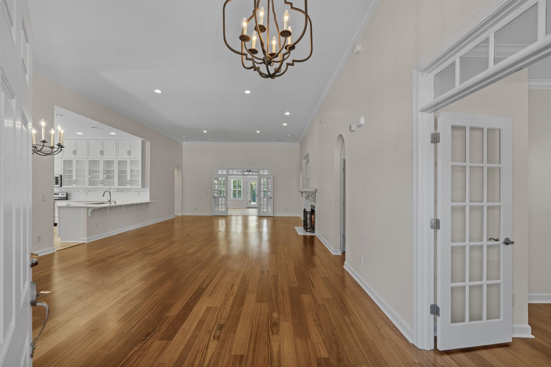 4407 Wickham Circle  Photo 14