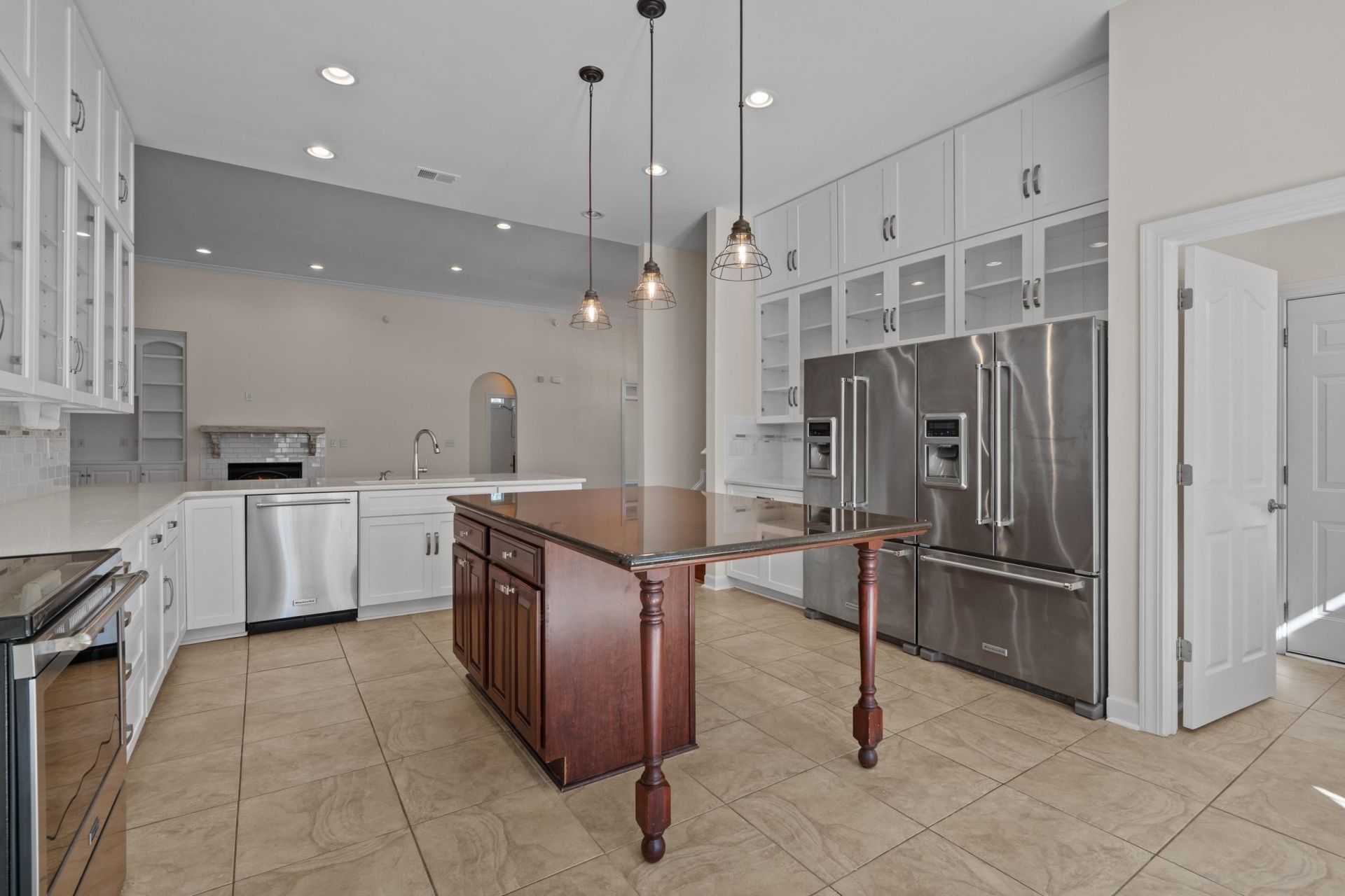 4407 Wickham Circle  Photo 24