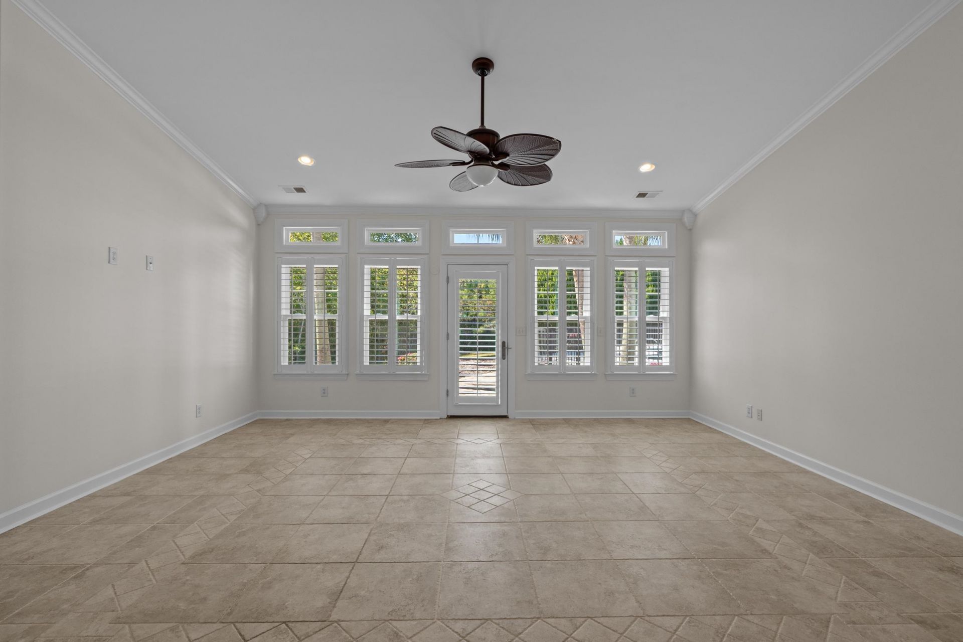 4407 Wickham Circle  Photo 29