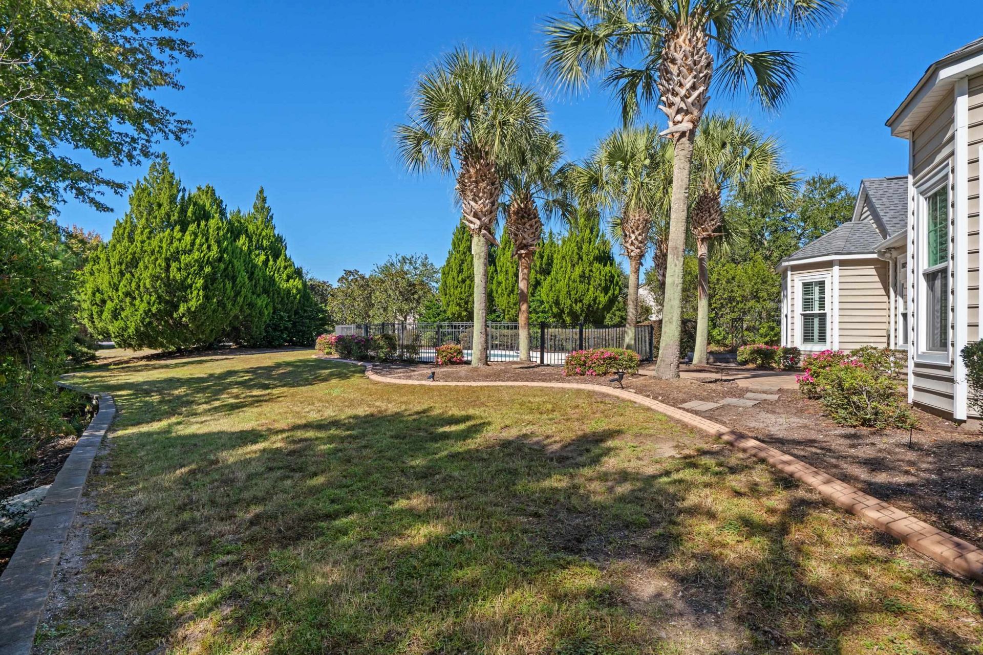 4407 Wickham Circle  Photo 33