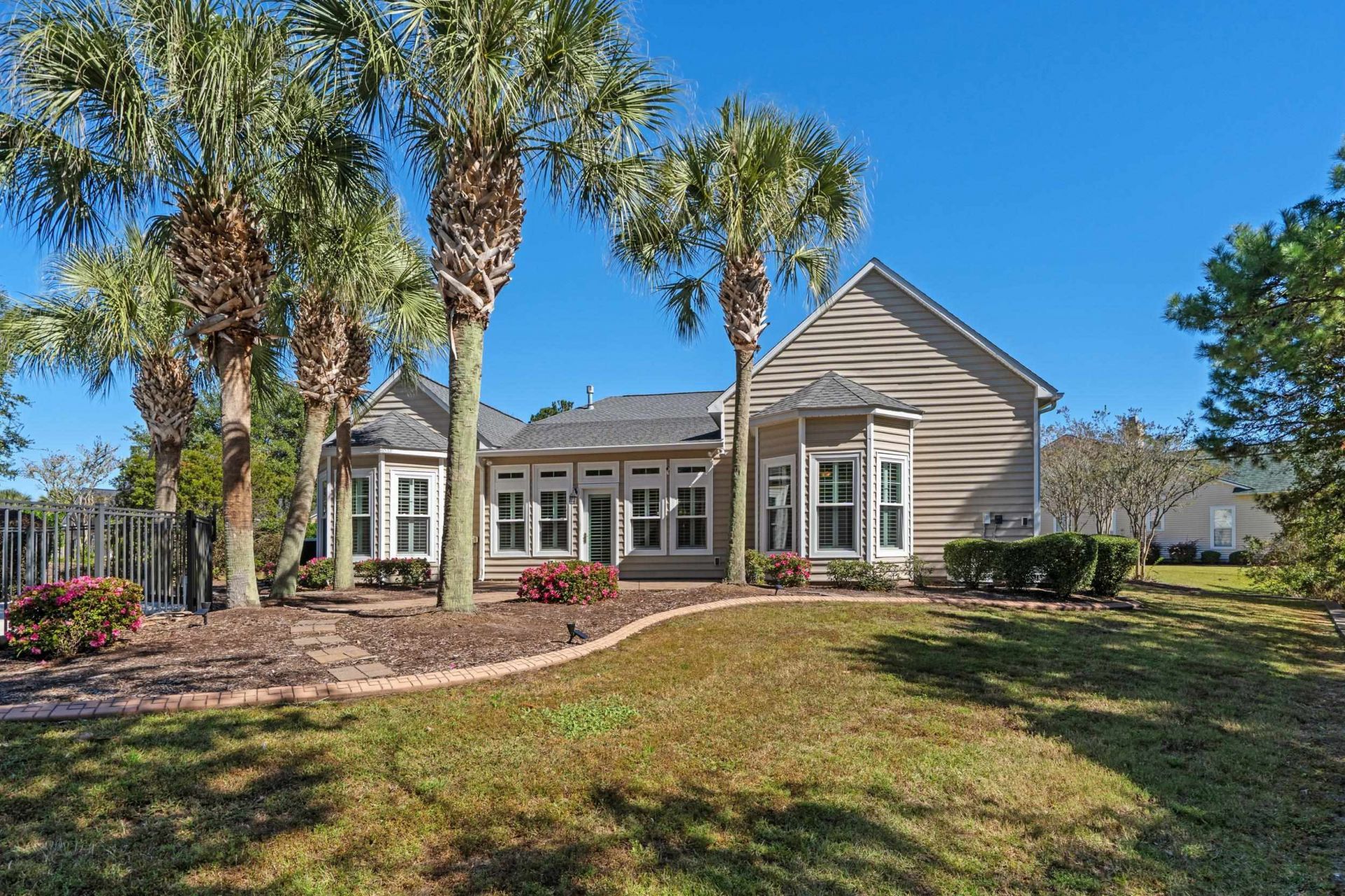 4407 Wickham Circle  Photo 34
