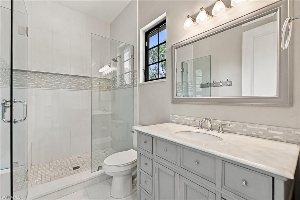 4401 3rd Ave Sw, Naples, FL 34119 Photo