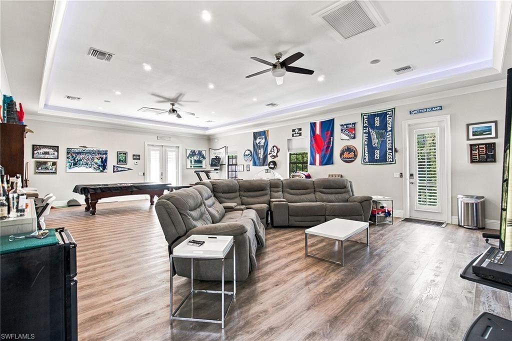 4401 3rd Ave Sw, Naples, FL 34119 Photo