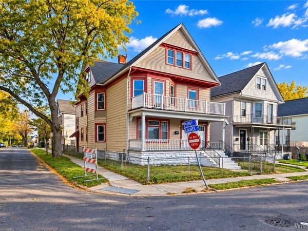 218 Laurel Street , Buffalo, NY 14208