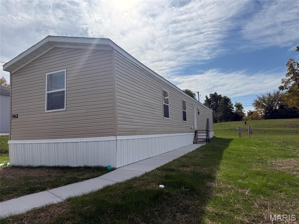 742 Smith Street, Truesdale, MO 63380 Main Photo