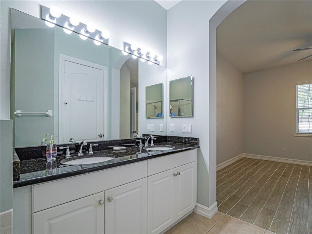 1915 Bridgepointe Circle, Unit 41, Vero Beach, FL 32967 Photo