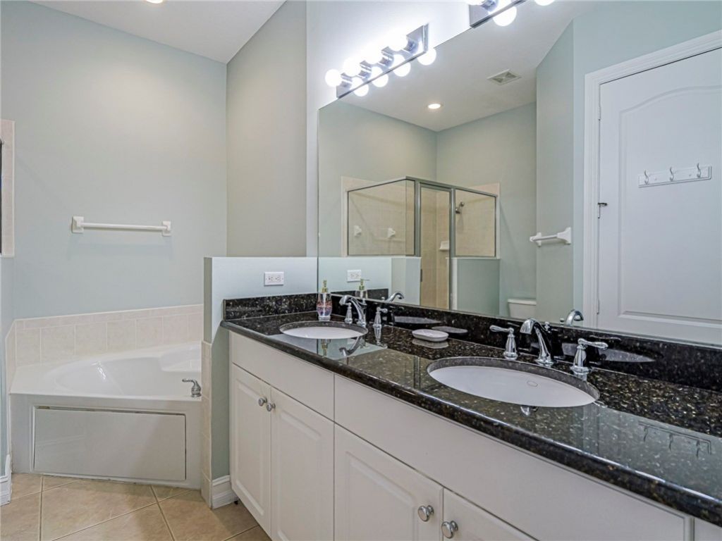 1915 Bridgepointe Circle, Unit 41, Vero Beach, FL 32967 Photo