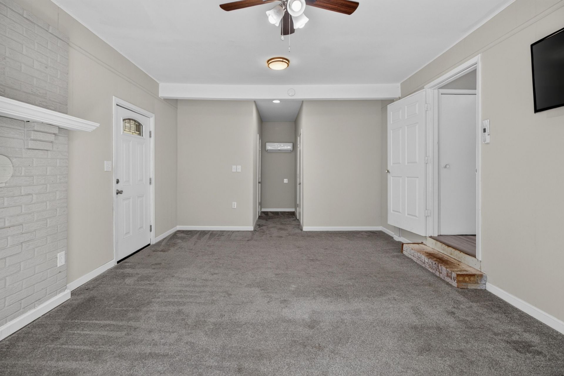 144 Butterfly Lane Photo 12