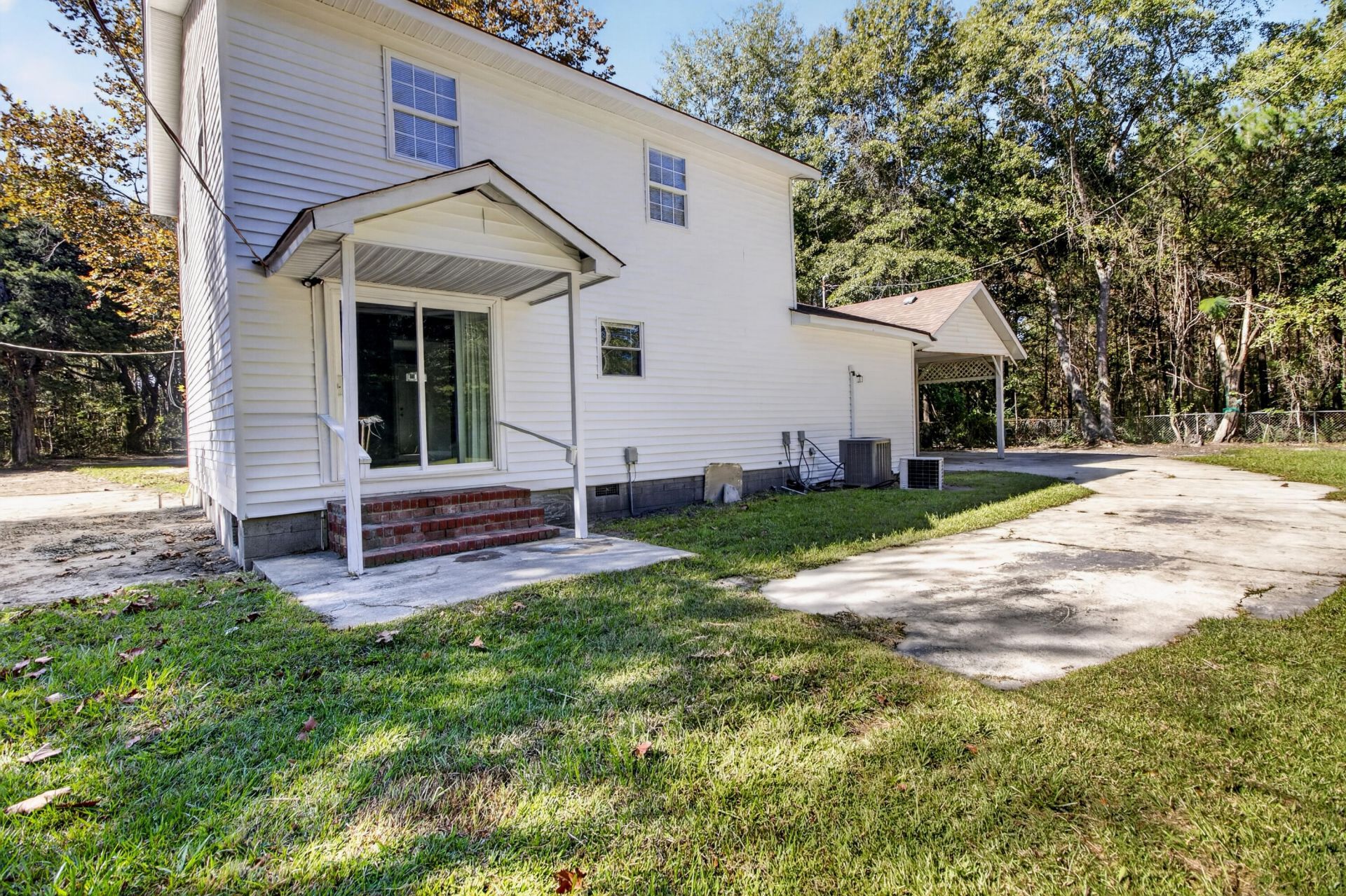 144 Butterfly Lane Photo 18