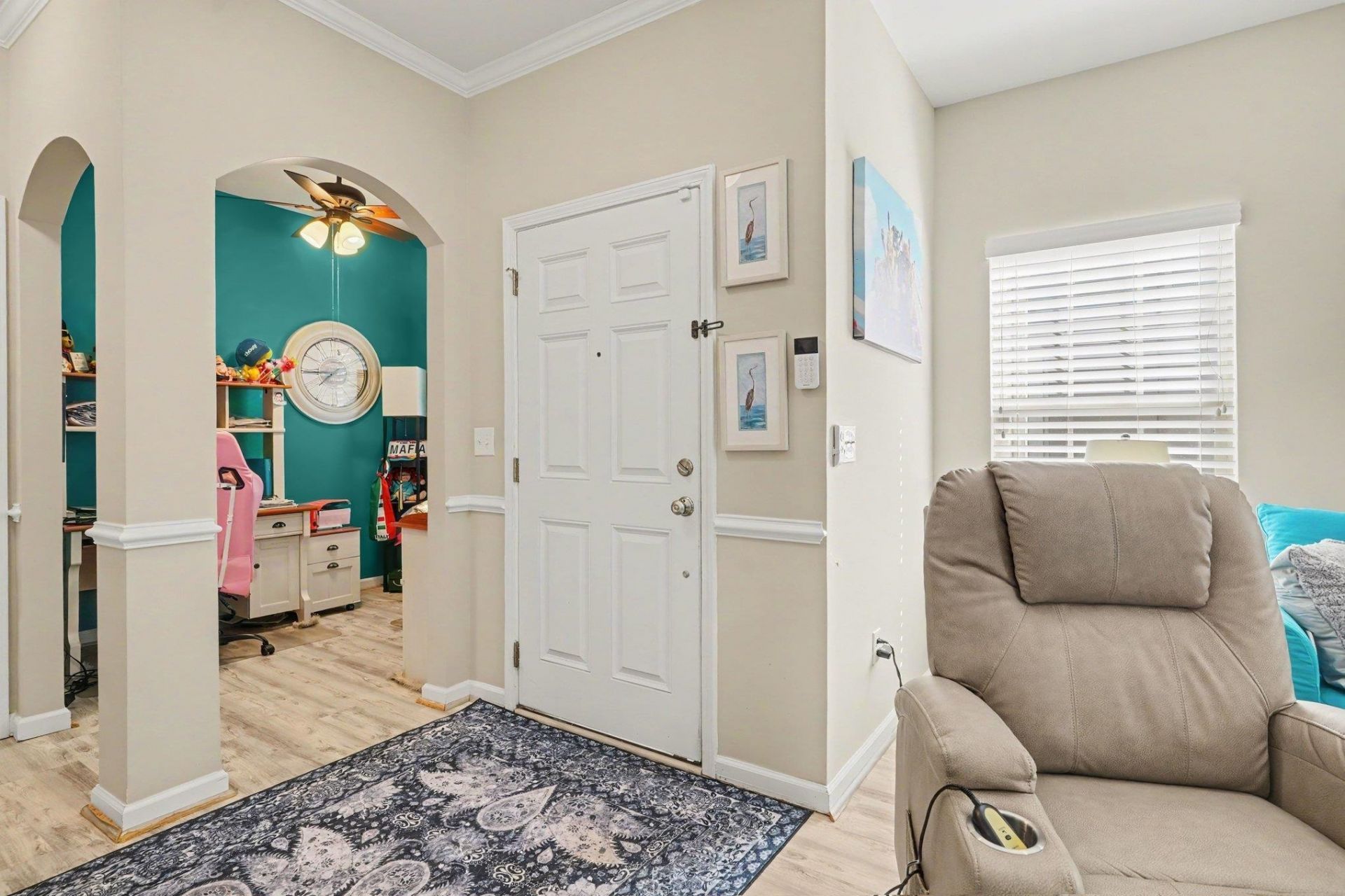109 Knightsbury Ct.  Photo 4