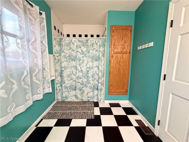 429 Dewey Avenue, Newcomerstown, OH 43832 Photo 19