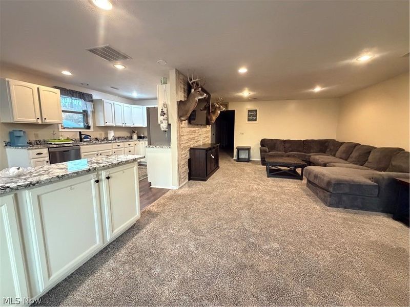 429 Dewey Avenue, Newcomerstown, OH 43832 Photo 6
