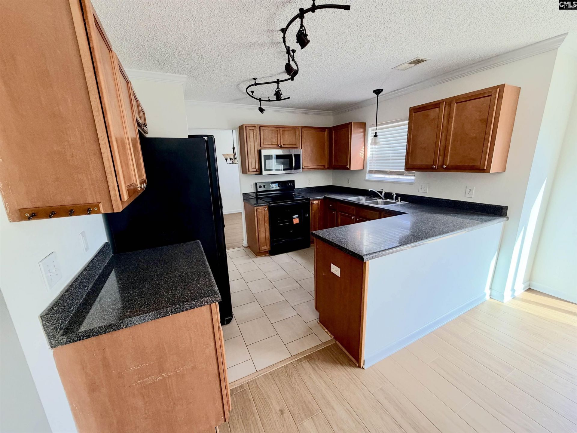 745 Elderberry Lane  Photo 12