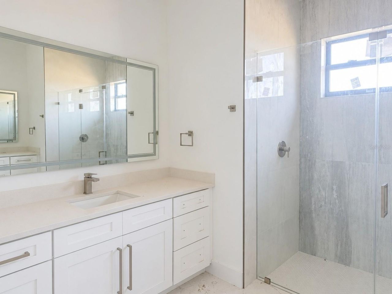 2327 NW 37th Avenue , Cape Coral, FL 33993 Photo