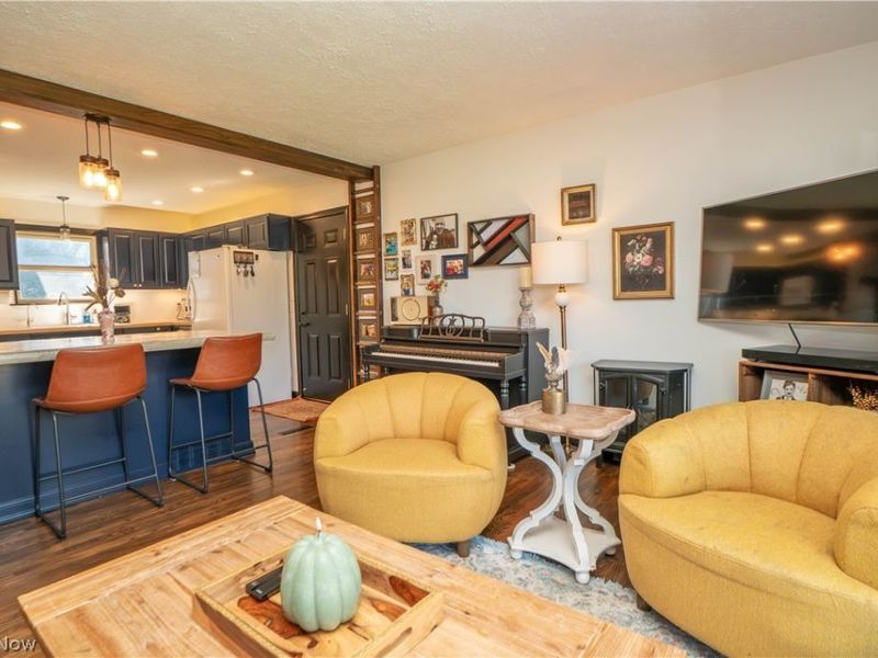5522 Grove Street , Louisville, OH 44641 Photo 9