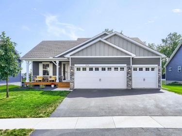 8154 182nd Street W, Lakeville, MN 55044