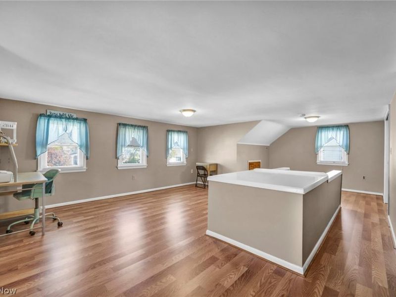 15643 Bowfin Boulevard , Brook Park, OH 44142 Photo 16