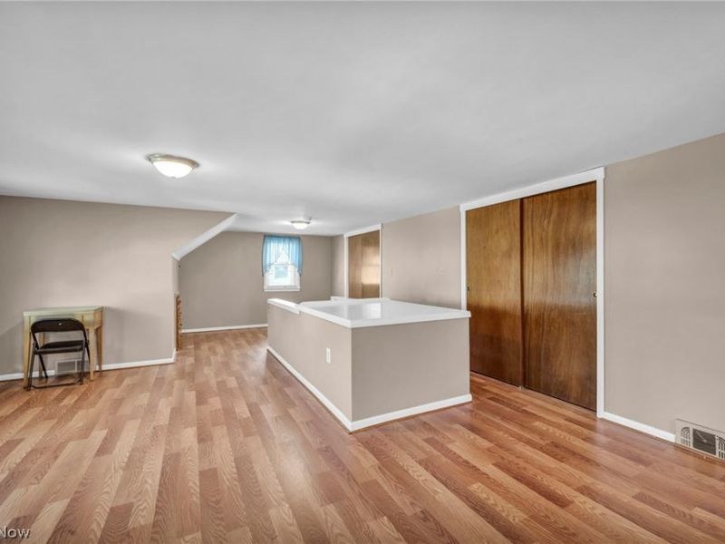 15643 Bowfin Boulevard , Brook Park, OH 44142 Photo 18