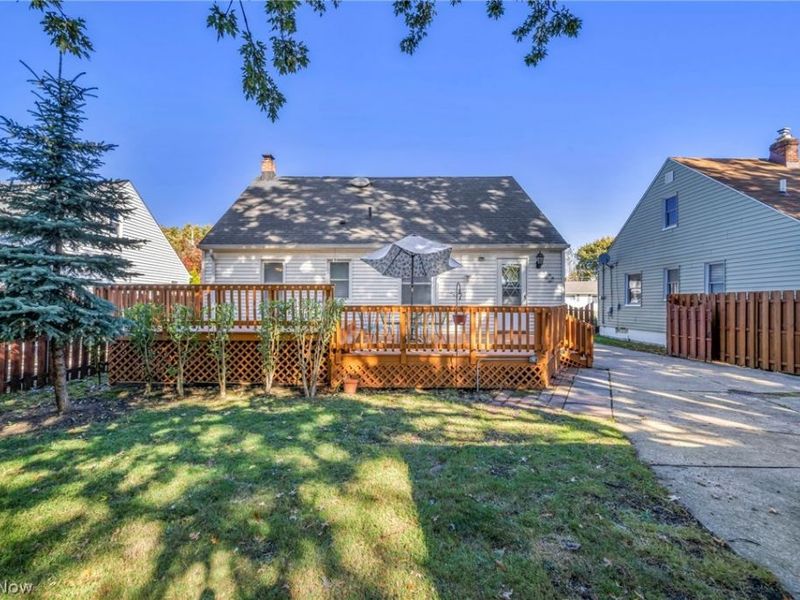 15643 Bowfin Boulevard , Brook Park, OH 44142 Photo 25