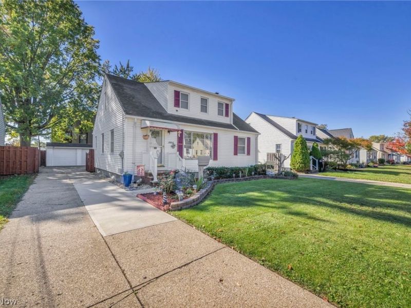 15643 Bowfin Boulevard , Brook Park, OH 44142 Photo 3