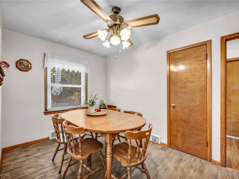 15643 Bowfin Boulevard , Brook Park, OH 44142 Photo 9
