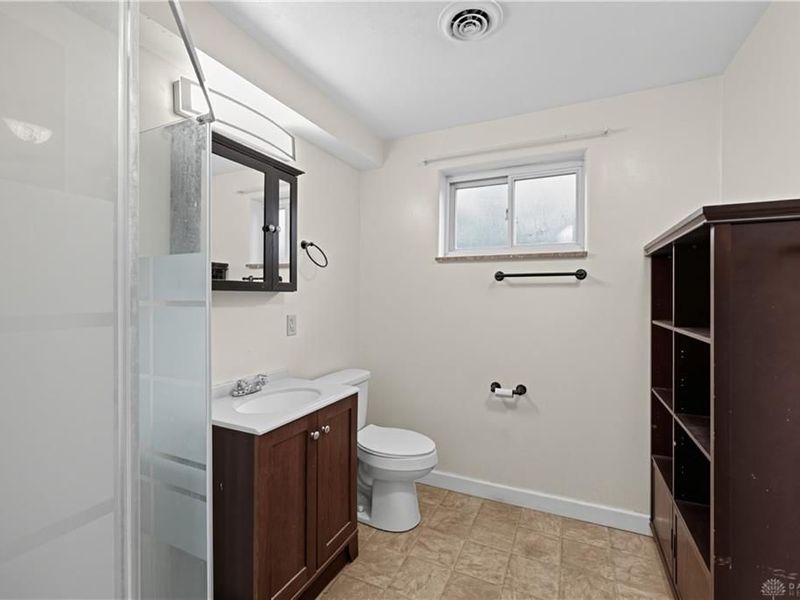 5884 Pamona Place, Dayton, OH 45459 Photo 11
