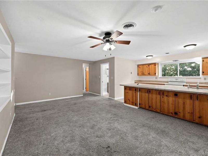 5884 Pamona Place, Dayton, OH 45459 Photo 7