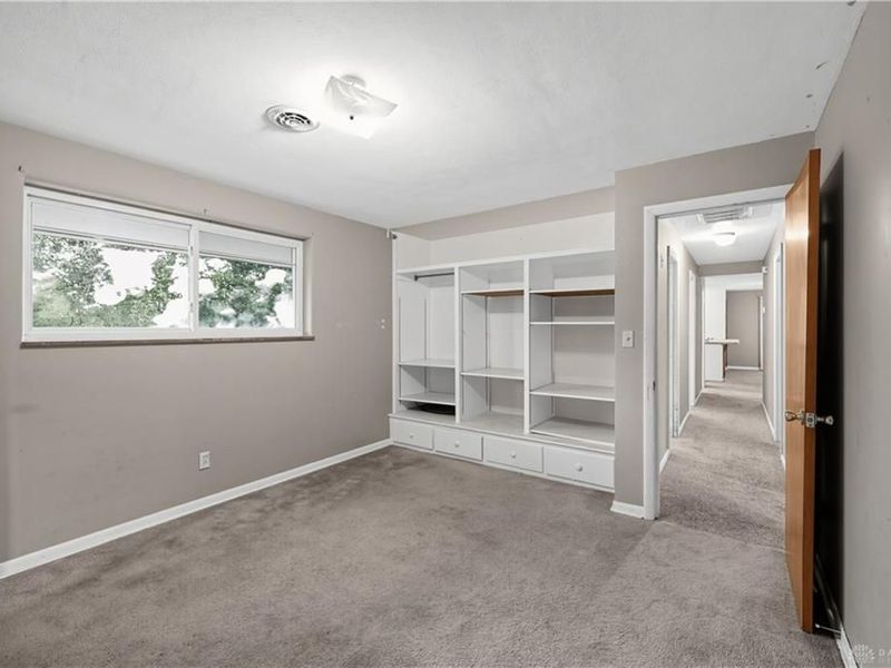 5884 Pamona Place, Dayton, OH 45459 Photo 9