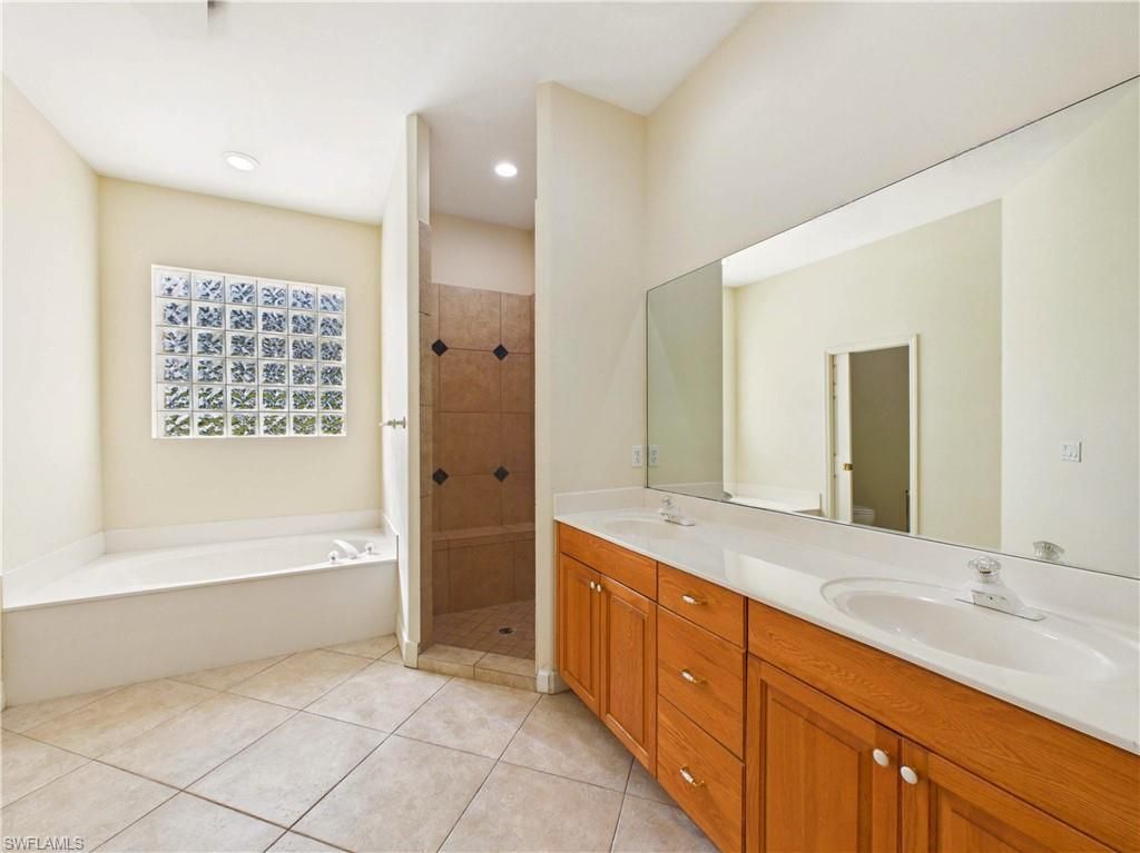 9937 Ortega Ln , Bonita Springs, FL 34135 Photo