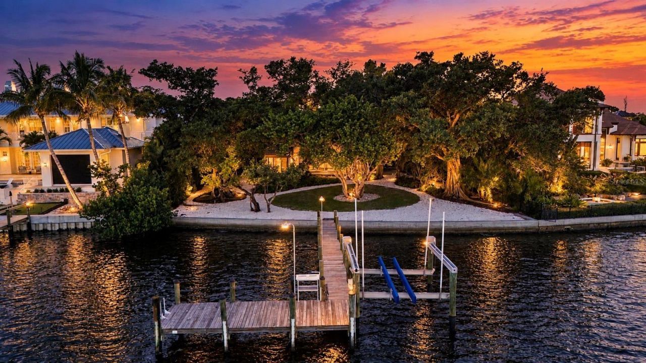 7535 Midnight Pass Road, Sarasota, FL 34242 Photo