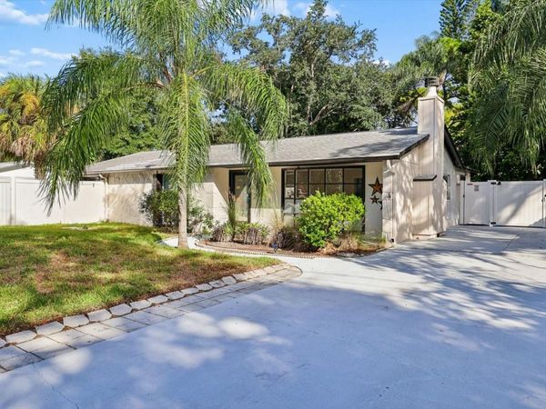 7321 CANAL BOULEVARD , TAMPA, FL 33615